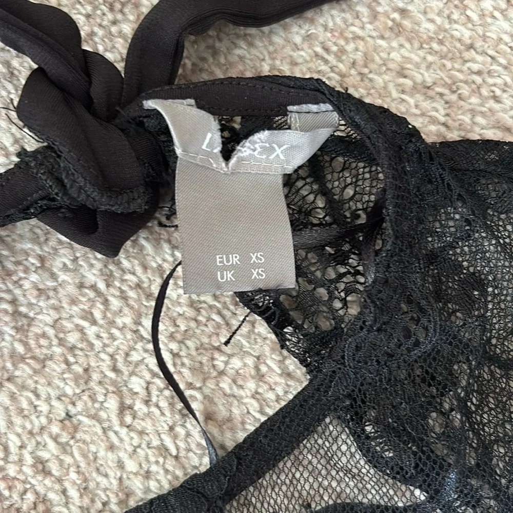 Polyester Lace Top - Picture 5 of 7